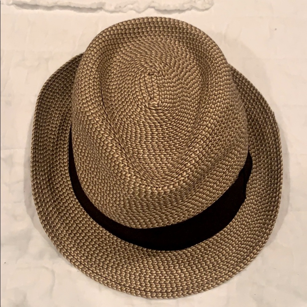 D & Y Fedora hat. Never worn